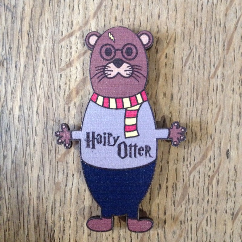 magnet en bois Hairy Otter - made in France